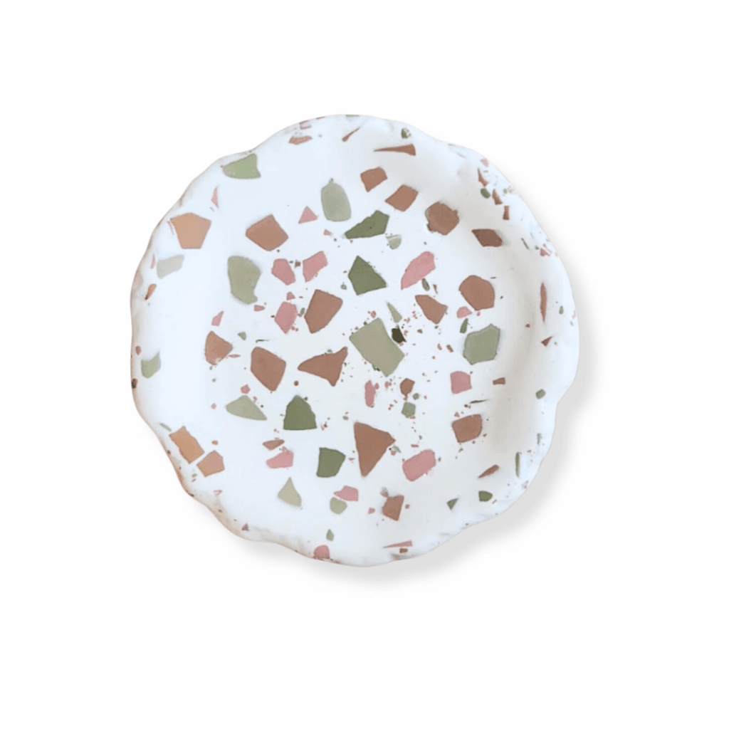 Terrazzo Trinket Tray – Scalloped Edge Handcrafted Decor